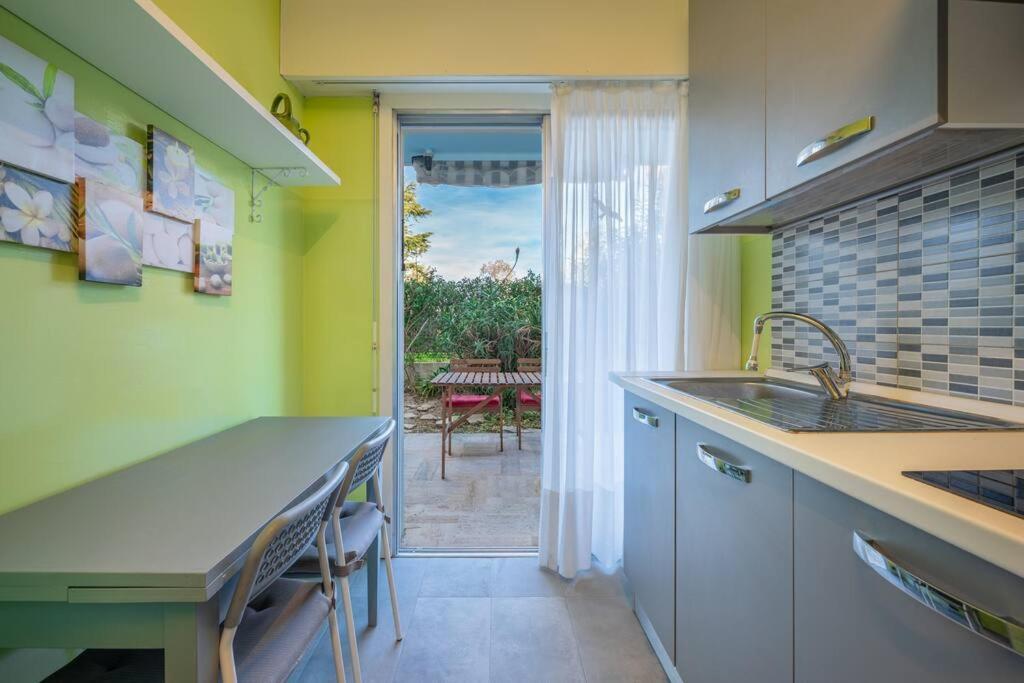 Appartement Familial 6P, Avec Piscine Et Tennis, Proche Mer ロクブリュヌ＝カップ＝マルタン エクステリア 写真